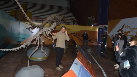 CEAZA colabora con la difusión del patrimonio paleontológico regional a través de muestra de dinosaurios