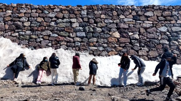 Proyecto “En busca de los hielos del Elqui” enseña a estudiantes a valorar su territorio