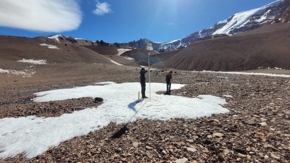 CEAZA desarrolla sensores de bajo costo para mejorar el monitoreo de nieve en la cordillera