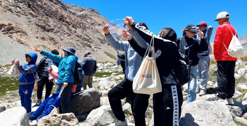 Muestra “Hielos del Elqui” invita a descubrir el paisaje cordillerano desde la mirada de estudiantes locales