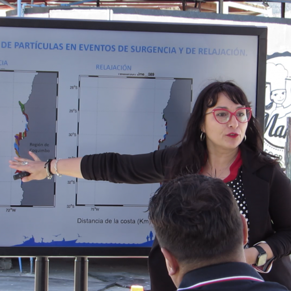 CEAZA y pescadores abren diálogo sobre oceanografía y desalinización en la caleta de Guayacán