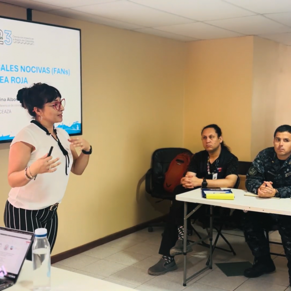 Representantes del ámbito científico se reúnen con acuicultores de Tongoy y Guanaqueros