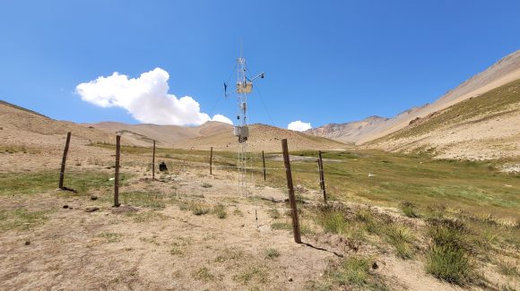 Nueva estación meteorológica de CEAZAMet fortalece el monitoreo nival en la cuenca del Limarí