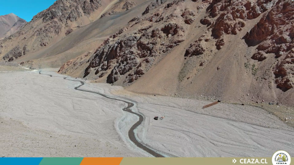 [Video-Noticia] Área de meteorología del CEAZA está preparando sus equipos en cordillera para monitorear las precipitaciones de la temporada invernal